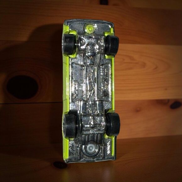 2008 Hot Wheels 1971 Dodge Dart Demon Green Variation Diecast Car - Picture 2 of 4